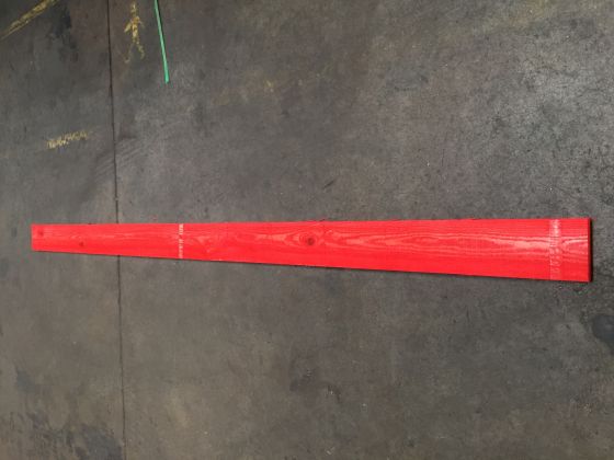  Planche de sécurité bois traité - peinture rouge - Longueur 3,00 m - Hauteur 15 cm - Ep. 27 mm